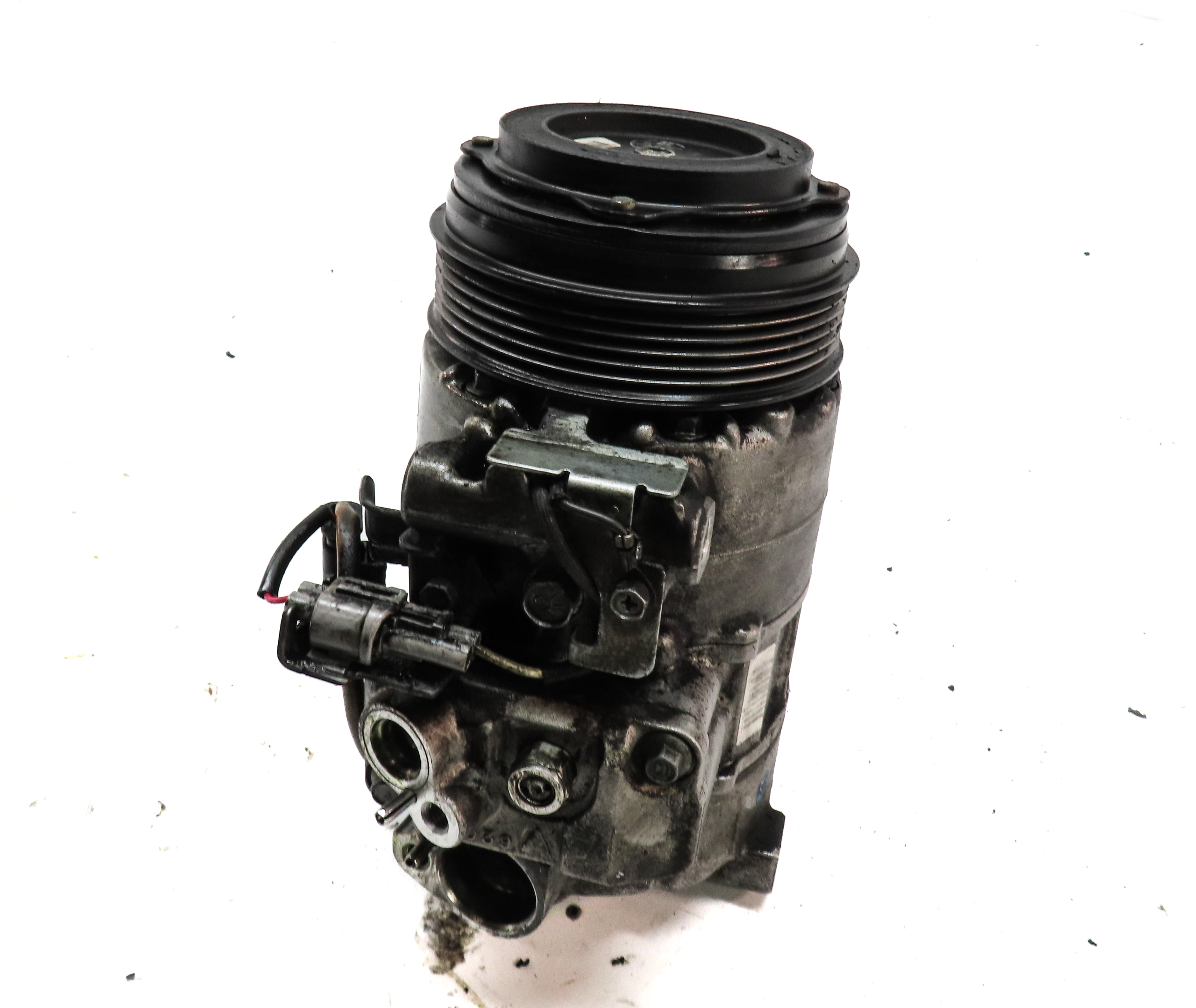 2013-2016 MERCEDES E GLK SL CLS CLASS (C218 R231 W207 W212 X204) A/C COMPRESSOR — exact item pictured